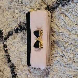 Betsey Johnson zip wallet
